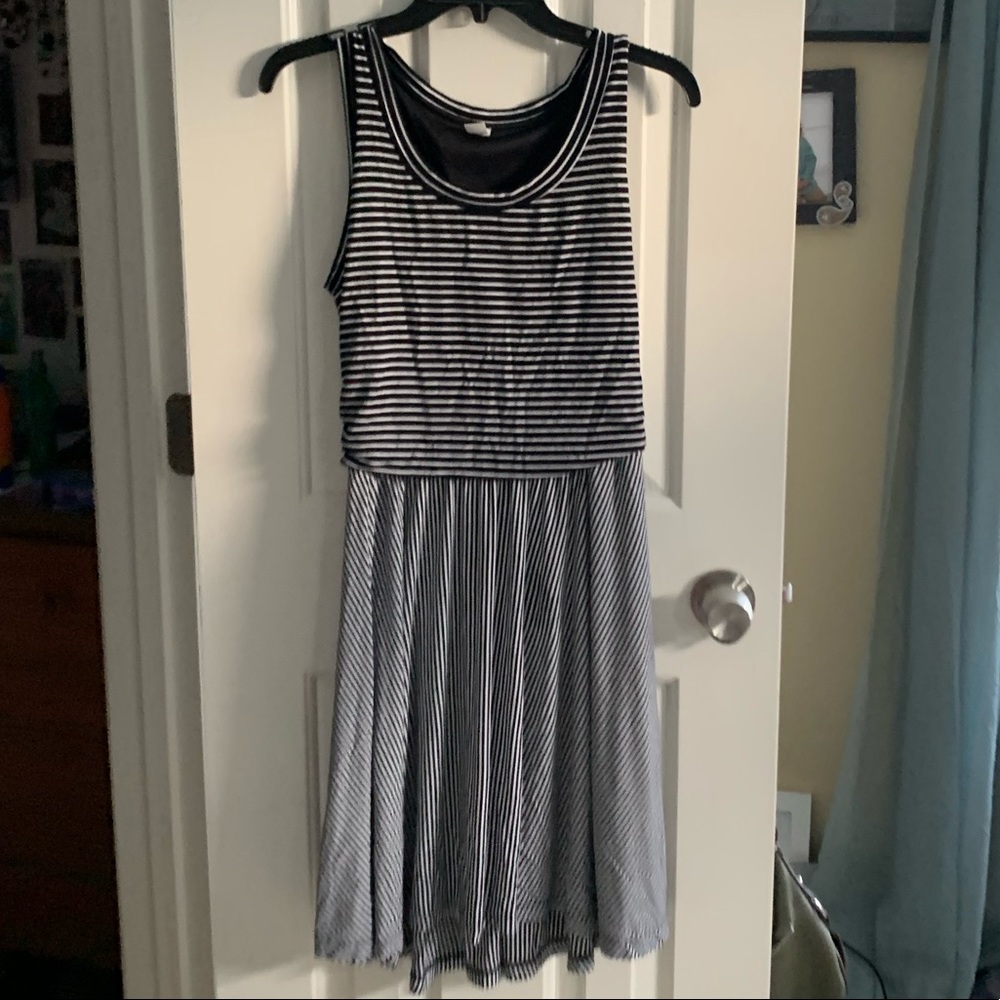 Old Navy Medium Black and white striped dress